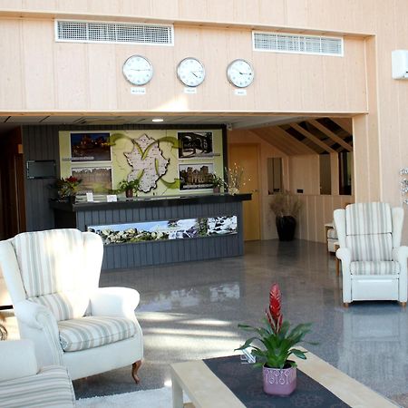 Hotel Los Barruecos By Croma Malpartida de Cáceres Екстериор снимка
