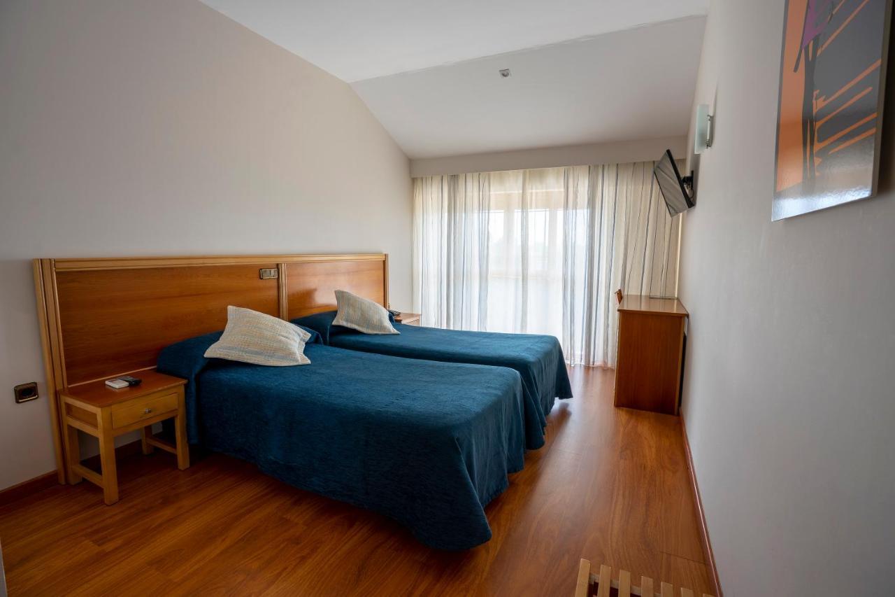 Hotel Los Barruecos By Croma Malpartida de Cáceres Екстериор снимка