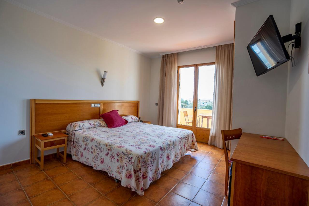 Hotel Los Barruecos By Croma Malpartida de Cáceres Екстериор снимка